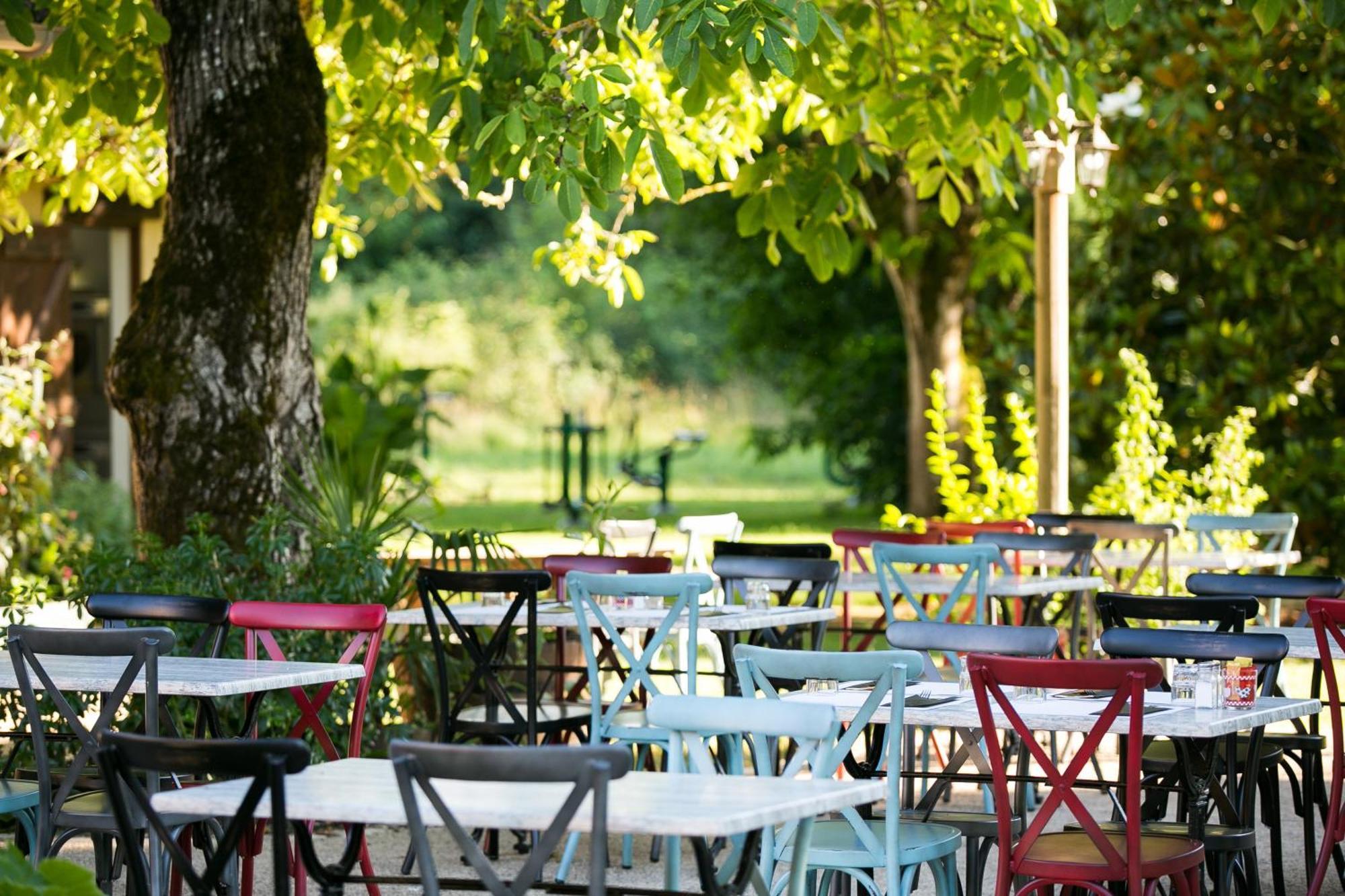 Camping La Ferme De Perdigat Limeuil Экстерьер фото